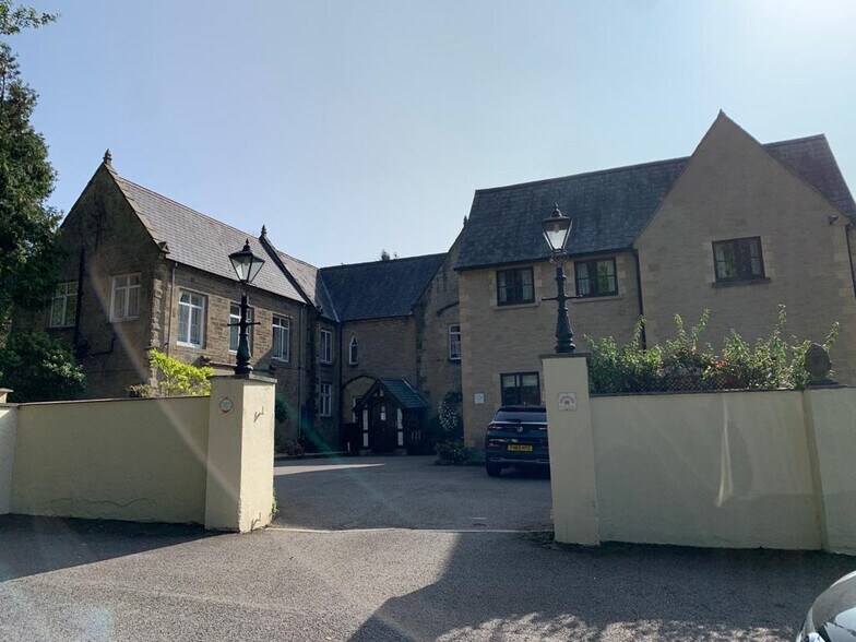 Llay Road, Wrexham à vendre - Photo principale – Image 1 sur 3