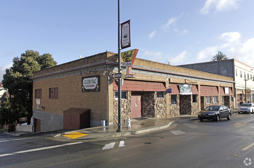 1326-1332 Pomona St, Crockett, CA à louer - Photo de l’immeuble – Image 1 sur 3