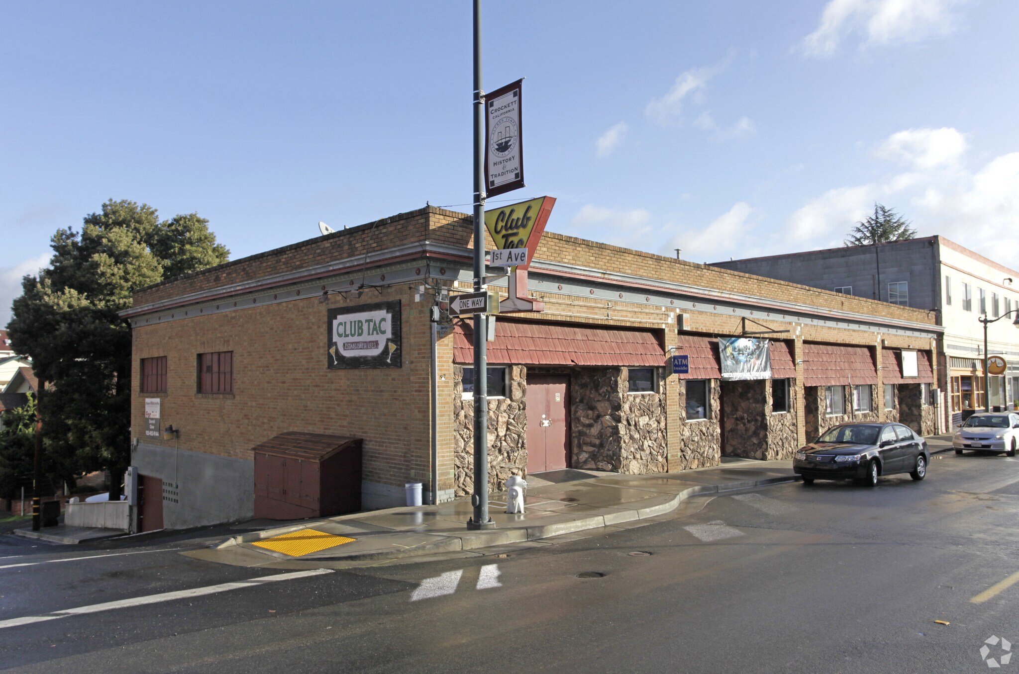 1326-1332 Pomona St, Crockett, CA à louer Photo de l’immeuble– Image 1 sur 4