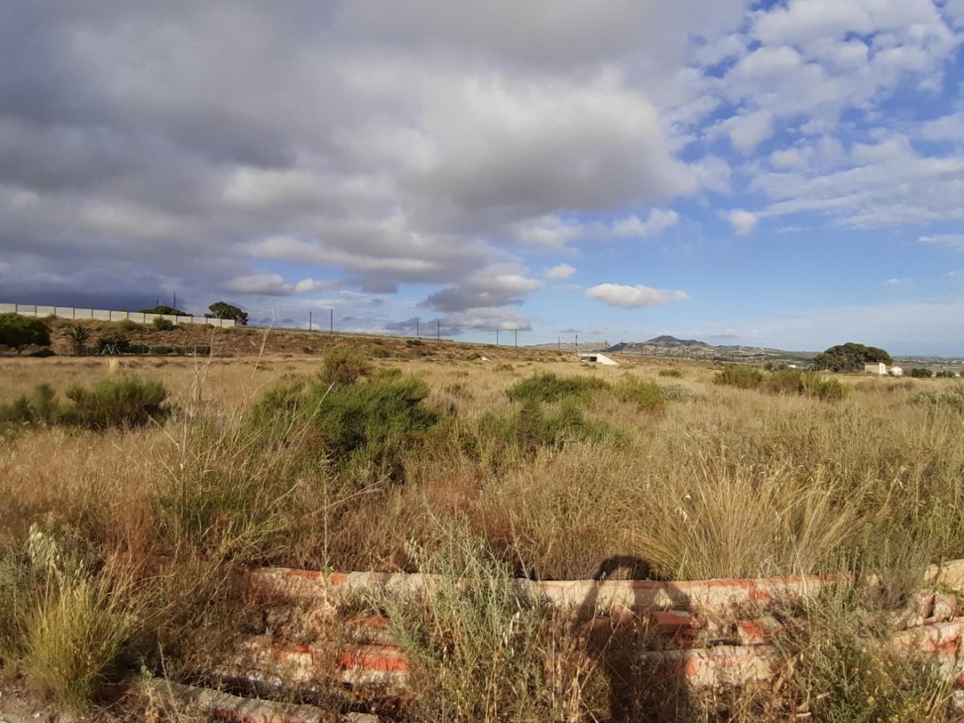 Terrain dans Monforte del Cid, Alicante à vendre Photo principale– Image 1 sur 5