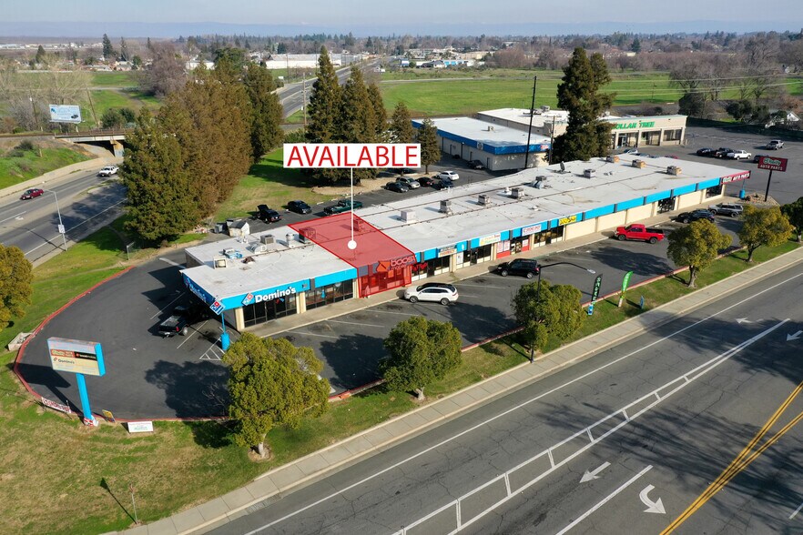 5983-5999 Lindhurst Ave, Marysville, CA à louer - Photo de l’immeuble – Image 1 sur 7