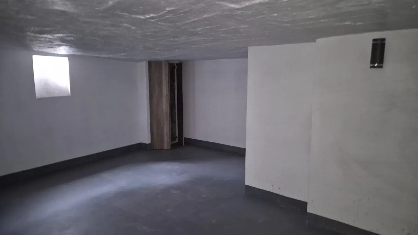 Local commercial dans Enghien-les-Bains à louer Photo de l’immeuble– Image 1 sur 7