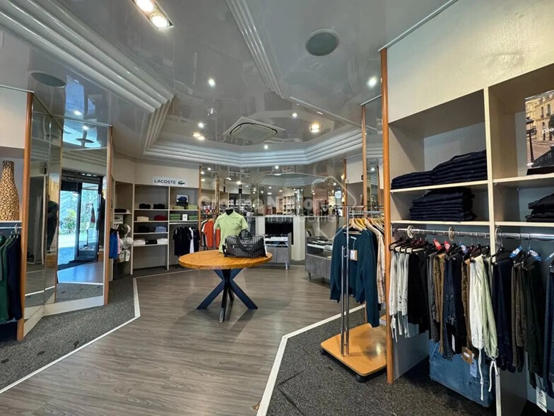 Local commercial dans Lunel à louer - Photo de l’immeuble – Image 2 sur 6