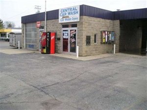 Plus de détails pour 2 W Main St, Cambridge City, IN - Bureau à louer