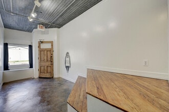 503 Neches St, Austin, TX à louer Photo intérieure– Image 1 sur 14