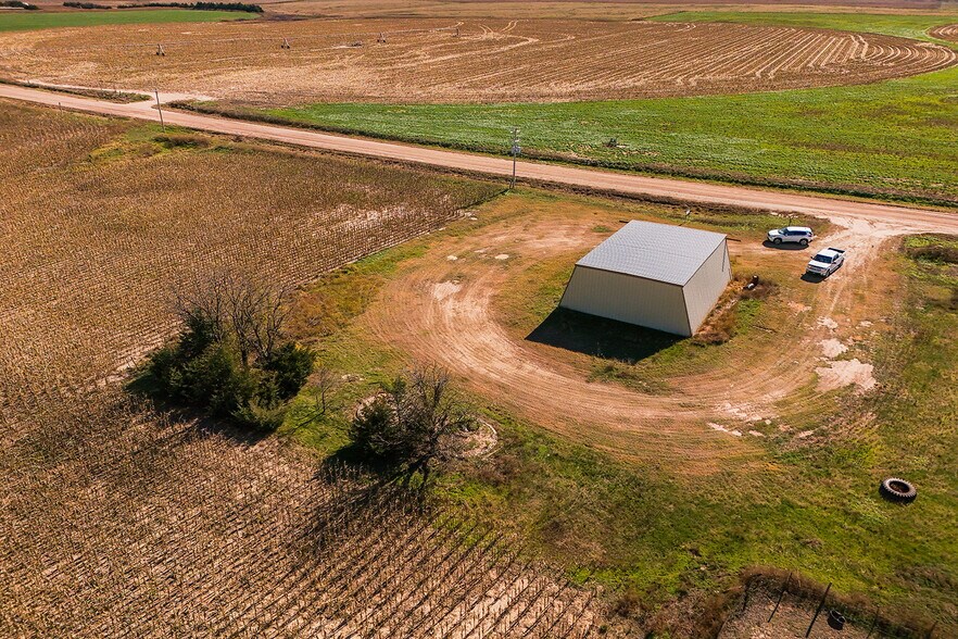 0000 E. Road 70 S., Studley, KS à vendre - Photo de l’immeuble – Image 3 sur 106