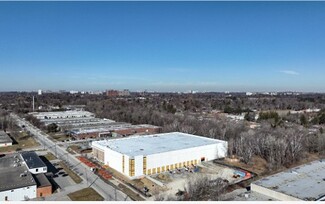 Plus de détails pour 610 Coronation Dr, Toronto, ON - Industriel/Logistique à vendre
