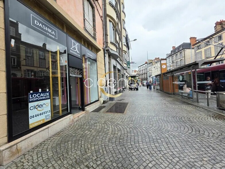 Local commercial dans Clermont-Ferrand à louer - Photo de l’immeuble – Image 3 sur 8