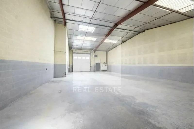 33 Rue Des Bruyères, Pusignan à vendre - Photo intérieure – Image 3 sur 12