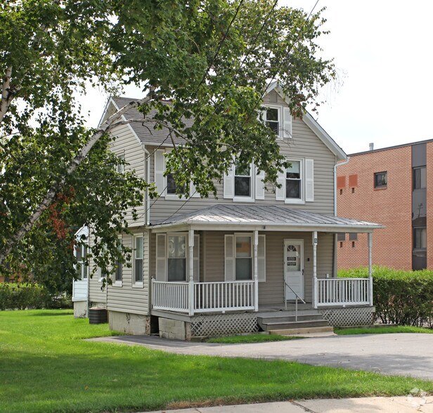 5 Church Ln, Pikesville, MD à louer - Photo principale – Image 1 sur 26