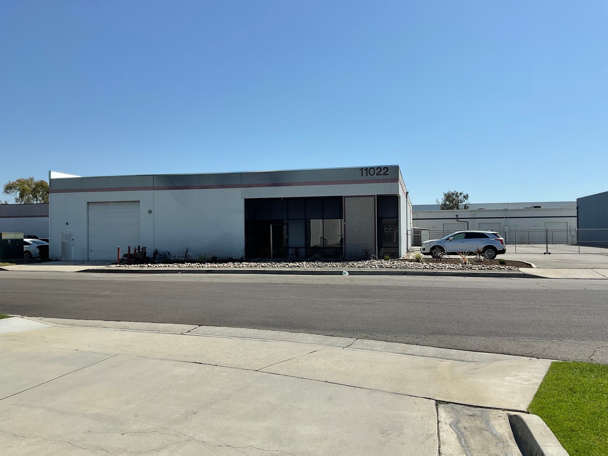 11022 Via El Mercado, Los Alamitos, CA à louer Photo intérieure– Image 1 sur 2