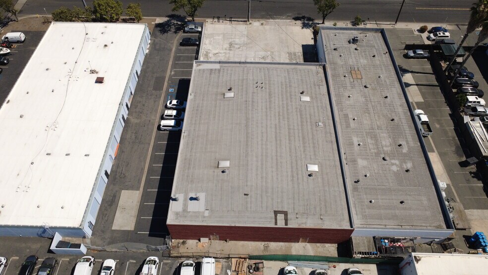 14901 Chestnut St, Westminster, CA à vendre - Photo de l’immeuble – Image 3 sur 7