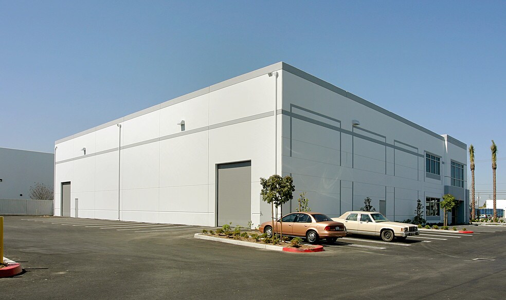 2150 E Winston Rd, Anaheim, CA à louer - Autre – Image 2 sur 6