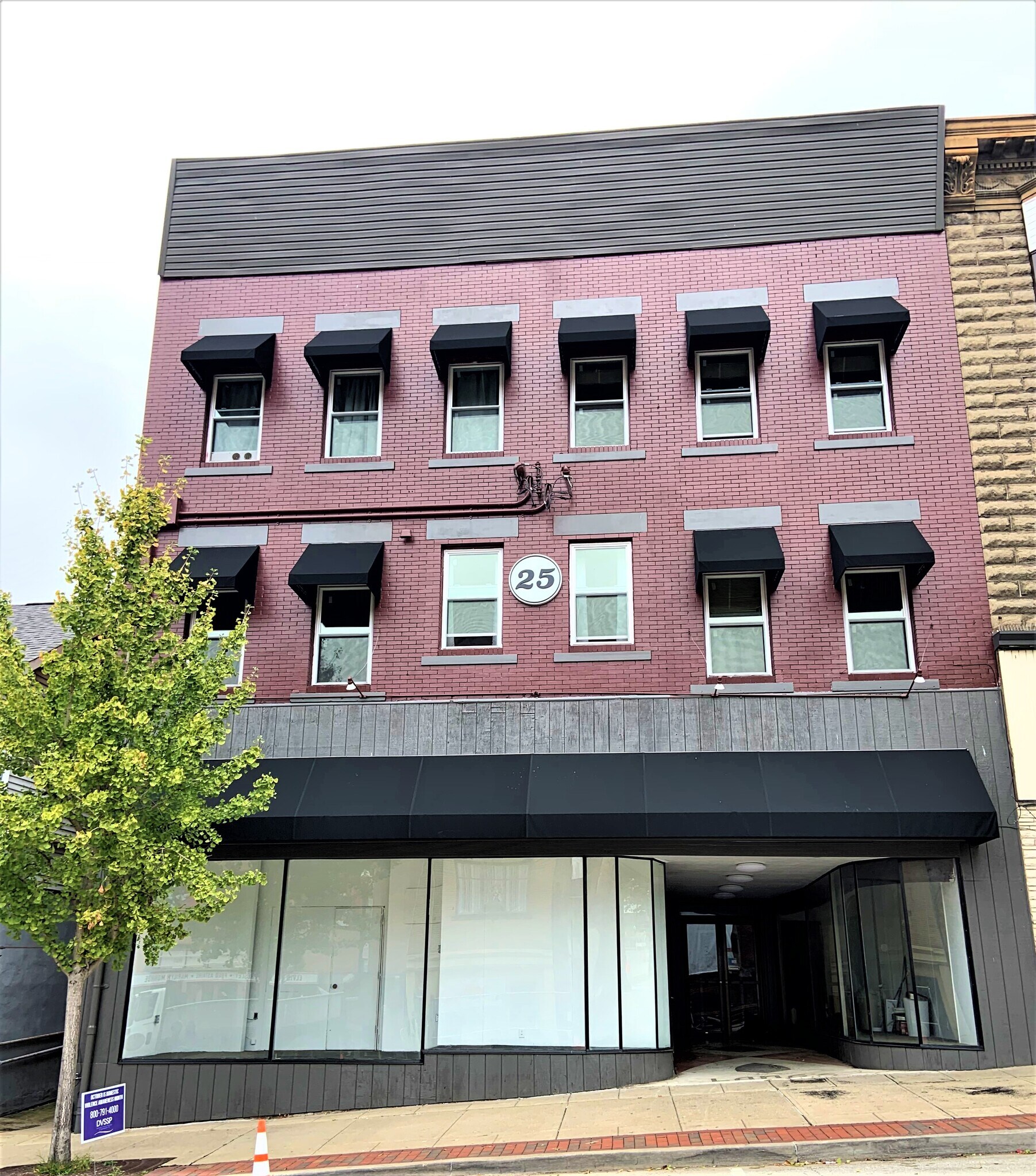 25 W Chestnut St, Washington, PA à louer Photo de l’immeuble– Image 1 sur 3