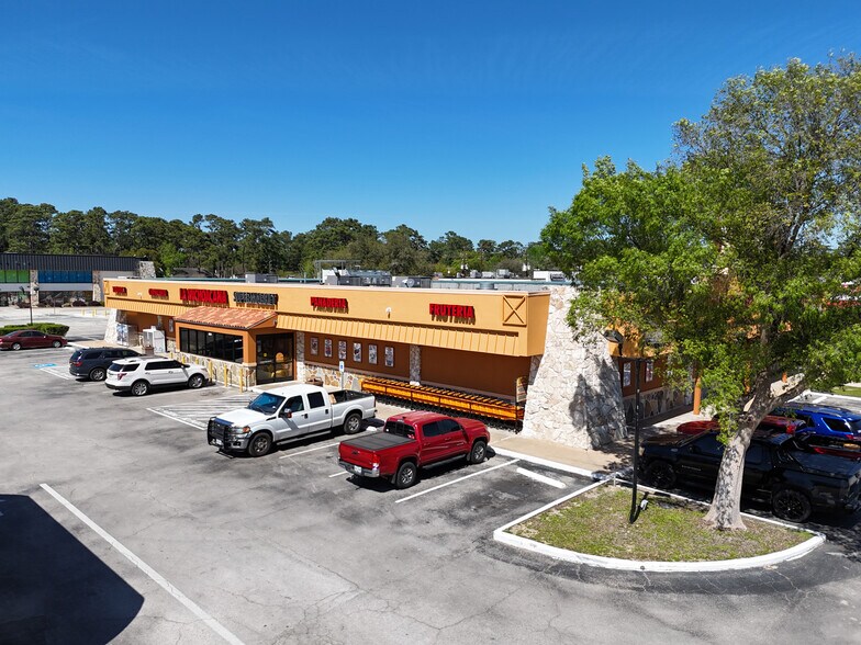 6508-6512 W FM-1960, Houston, TX à vendre - Photo principale – Image 1 sur 19
