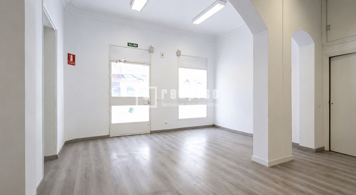 Immeuble residentiel dans Madrid, Madrid à vendre Photo intérieure– Image 1 sur 8