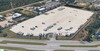 Plus de détails pour 2521 N Tamiami Trl, North Fort Myers, FL - Industriel/Logistique à louer