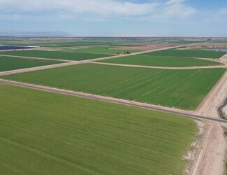Plus de détails pour NEC Diehl Rd & Derrick Rd, El Centro, CA - Terrain à vendre