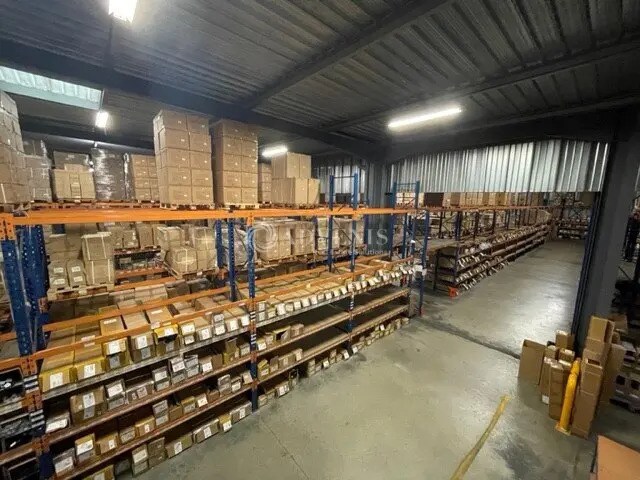 Industriel/Logistique dans Blanquefort à louer - Photo de l’immeuble – Image 2 sur 11