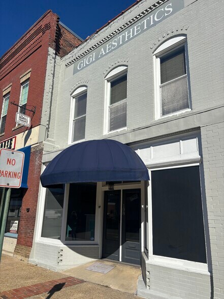 108 W Anderson St, Selma, NC à louer - Photo principale – Image 1 sur 11