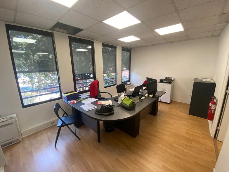 348 Avenue Du Prado, Marseille à louer - Photo intérieure – Image 3 sur 13