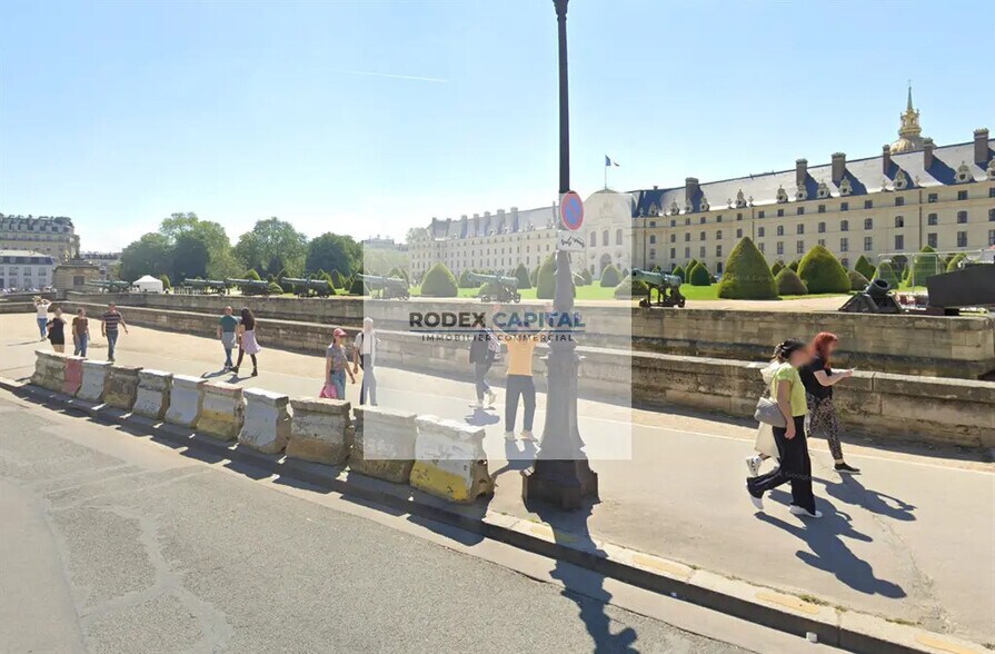 Local commercial dans Paris à louer - Photo de l’immeuble – Image 3 sur 3