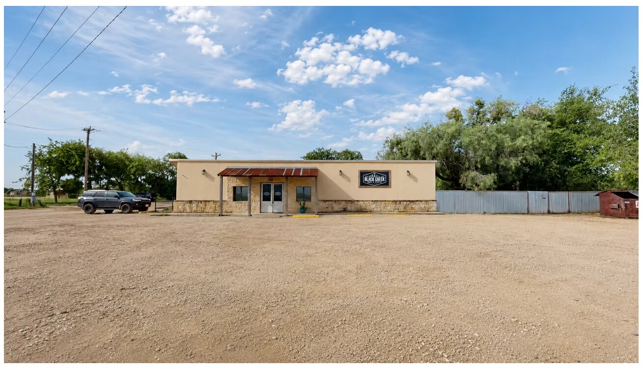 1721 Texas State Highway 173 Hwy, Devine, TX à vendre Photo principale– Image 1 sur 5