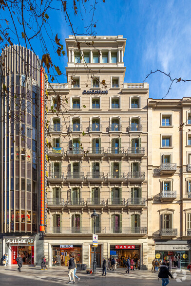 Avinguda Del Portal De L'àngel, 40, Barcelone, Barcelona à louer - Photo principale – Image 1 sur 3