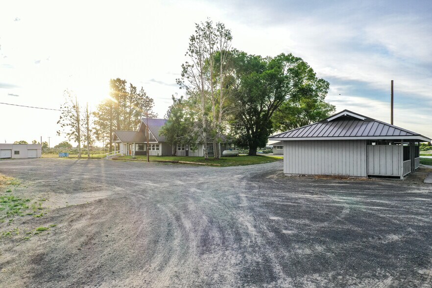 87275 County Hwy 9-28, Christmas Valley, OR à vendre - Photo de l’immeuble – Image 2 sur 96