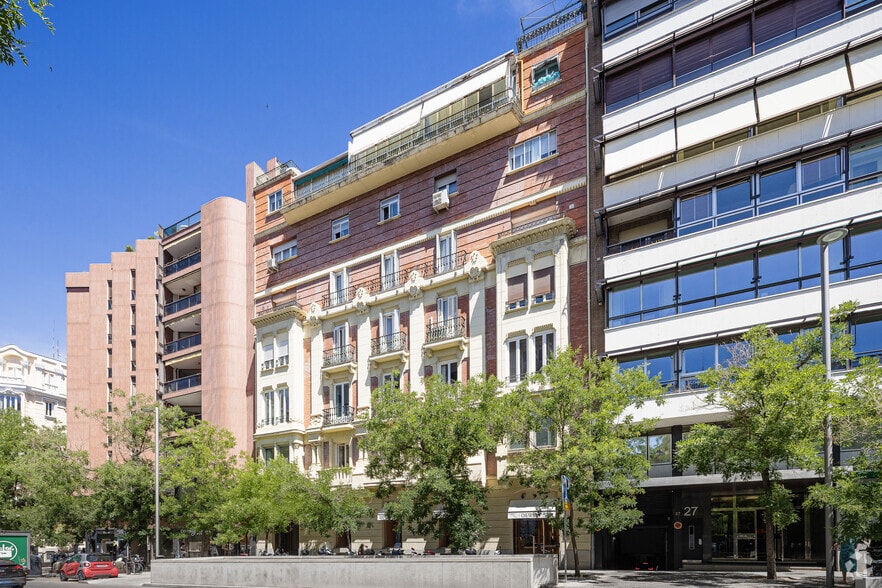 Calle de José Ortega y Gasset, 25, Madrid, Madrid à louer - Photo de l’immeuble – Image 2 sur 4