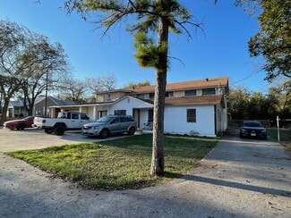 Plus de détails pour 613 Central Texas Expy, Lampasas, TX - Logement à vendre