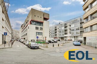 Plus de détails pour Local d'activités à louer