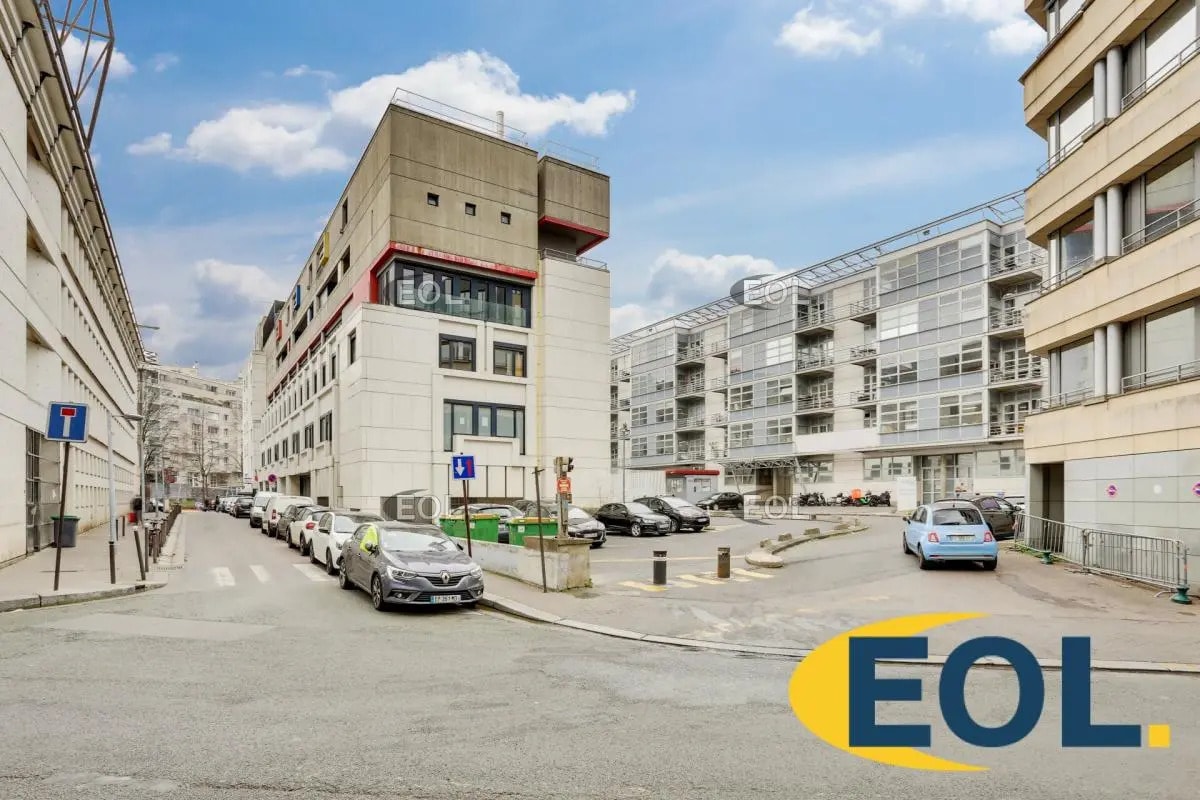 Local d’activités dans Paris à louer Photo de l’immeuble– Image 1 sur 6