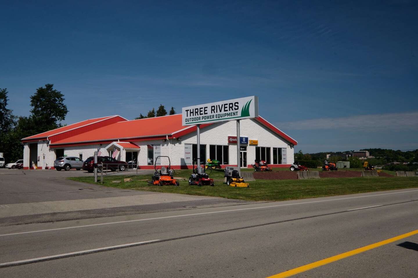 4592 State Route 51, Rostraver Township, PA à vendre Photo de l’immeuble– Image 1 sur 5