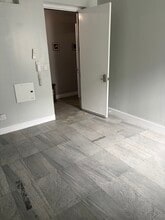 492 Throop Ave, Brooklyn, NY à louer Photo intérieure– Image 2 sur 2