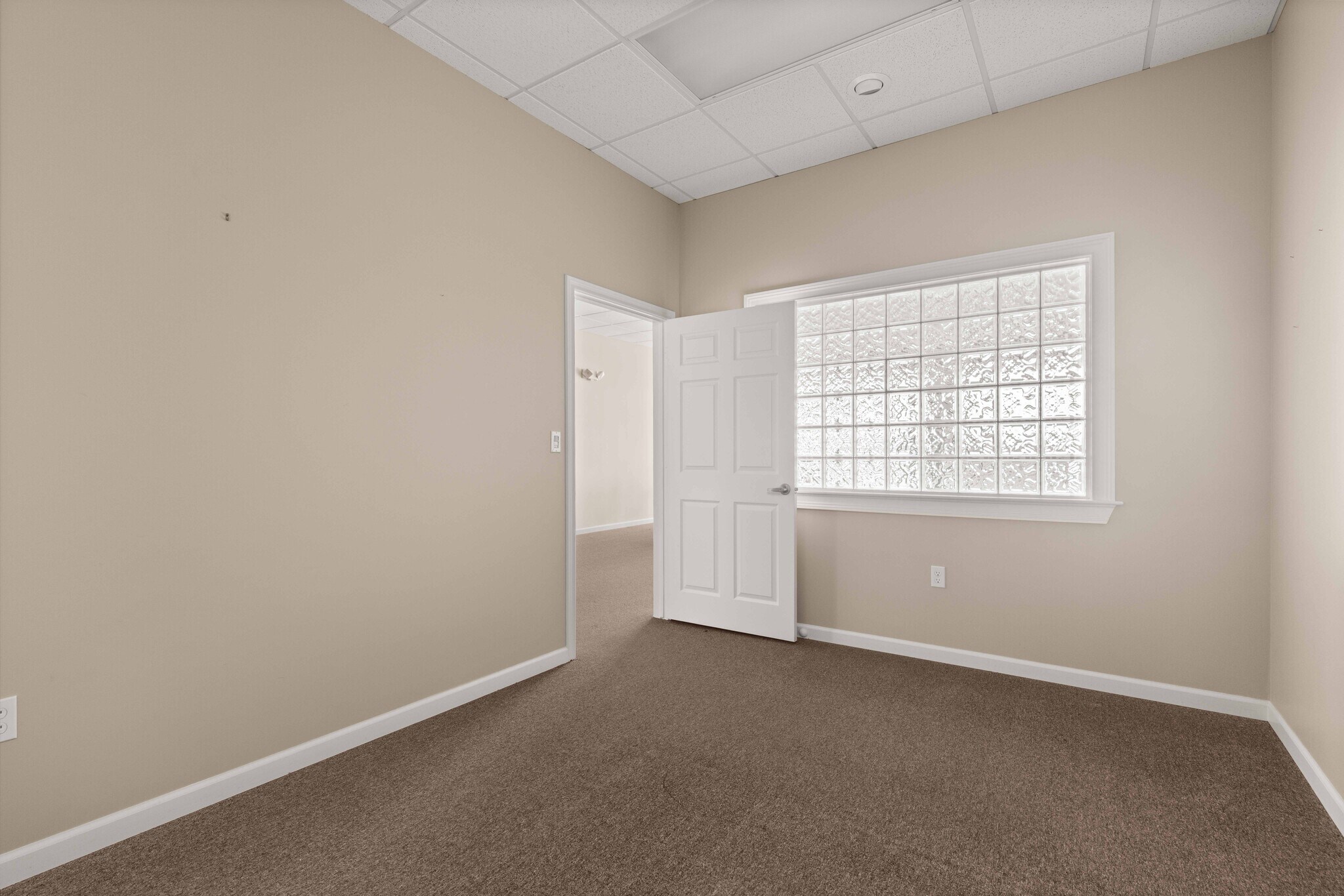 14020 Highway 3, Webster, TX à louer Photo intérieure– Image 1 sur 3