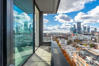 3501 36th Ave, Astoria, NY à louer Photo intérieure– Image 2 sur 9