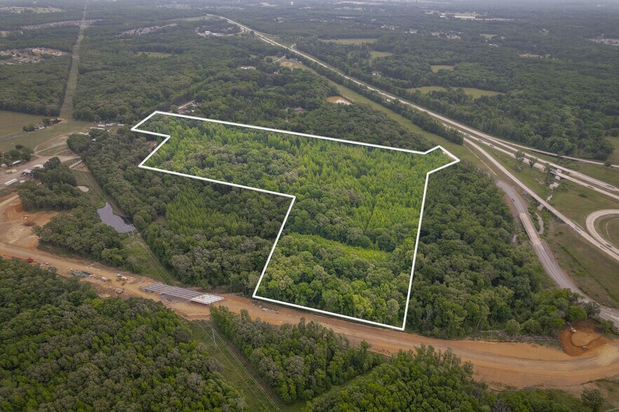 807 Ernie Davis Road (123 Confidential Street), Austin, AR à vendre - Photo de l’immeuble – Image 3 sur 3