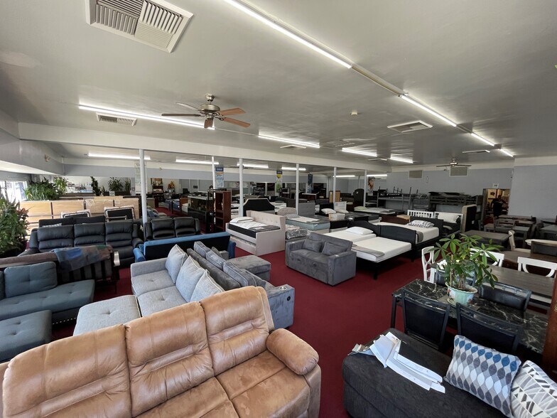 21401-21411 Norwalk Blvd, Hawaiian Gardens, CA à vendre - Photo de l’immeuble – Image 2 sur 6