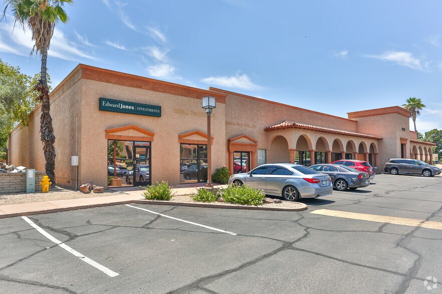 10220 W Bell Rd, Sun City, AZ à louer - Photo de l’immeuble – Image 2 sur 7