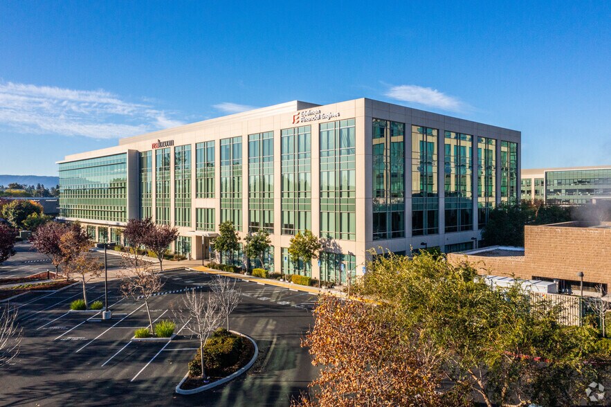 3325 Scott Blvd, Santa Clara, CA à louer - Photo de l’immeuble – Image 2 sur 20