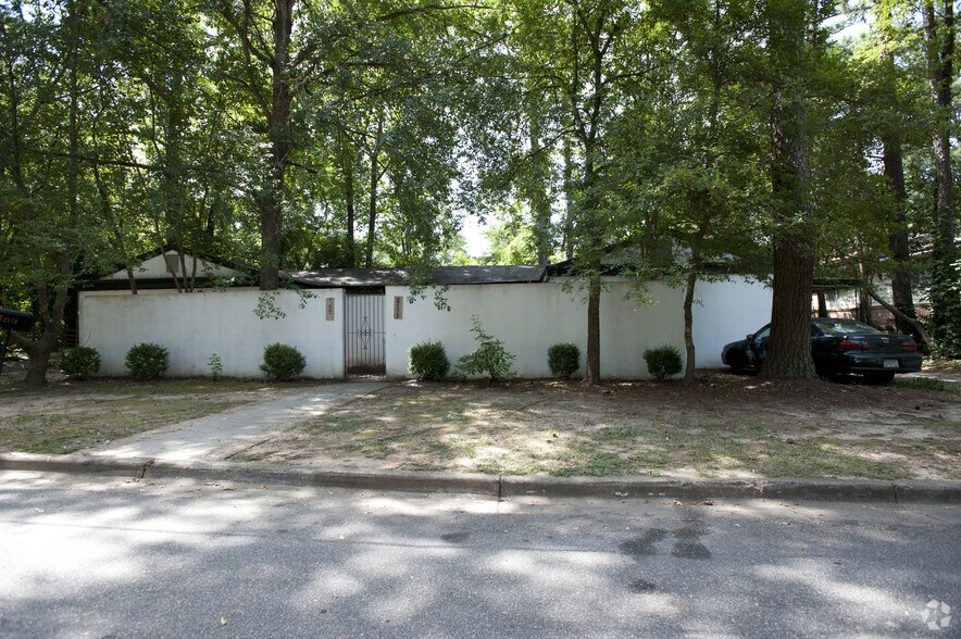 2542 N Pierce Cir, Macon, GA à vendre - Photo de l’immeuble – Image 2 sur 4