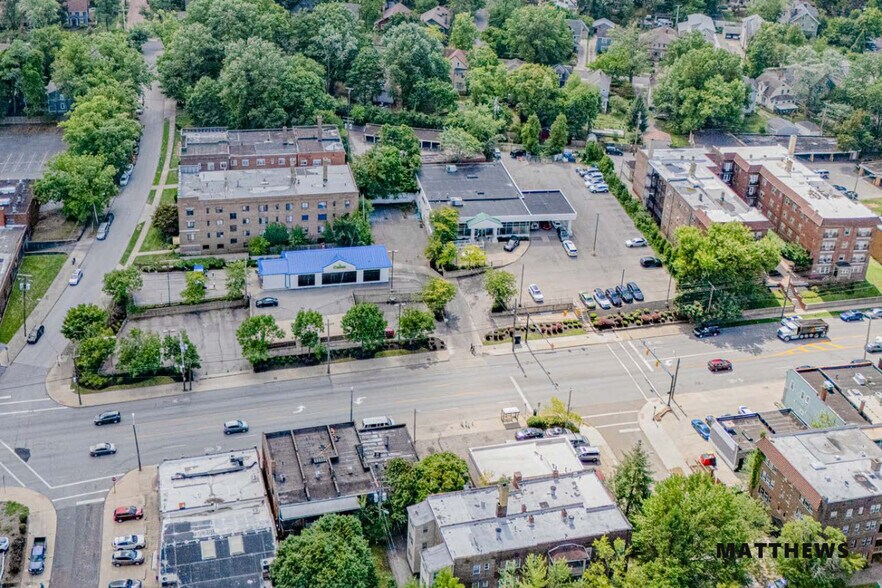 2888 Mayfield Rd, Cleveland, OH à vendre - Photo de l’immeuble – Image 2 sur 3