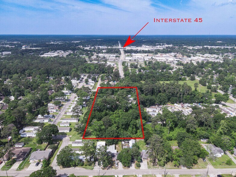 1409 Marilyn St, Conroe, TX à vendre - Photo de l’immeuble – Image 3 sur 6