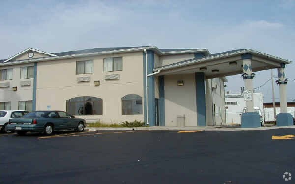 9645 Natural Bridge Rd, Saint Louis, MO à vendre - Photo de l’immeuble – Image 3 sur 19