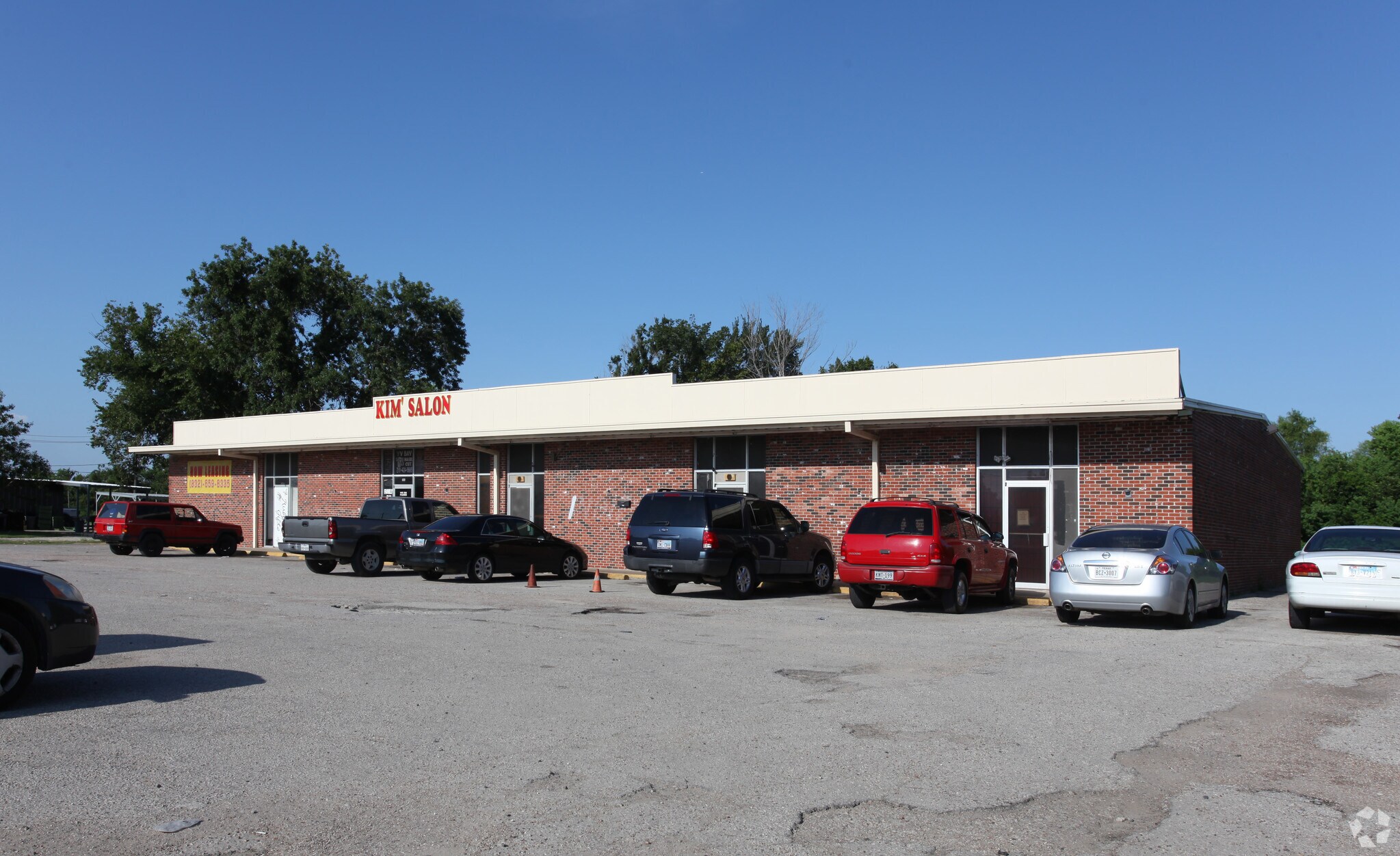 6019 Thompson Rd, Baytown, TX à vendre Photo de l’immeuble– Image 1 sur 2