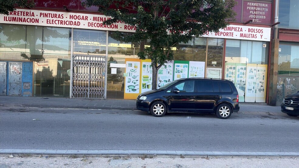 Local commercial dans Sant Pere de Vilamajor, Barcelona à louer - Photo de l’immeuble – Image 2 sur 7