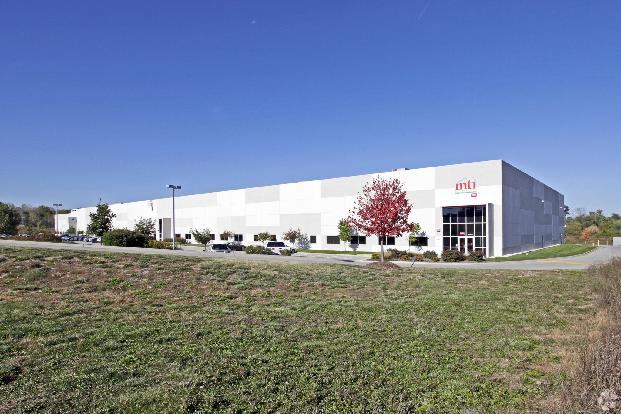 8901-8941 Springdale Ave, Berkeley, MO à louer Photo de l’immeuble– Image 1 sur 6