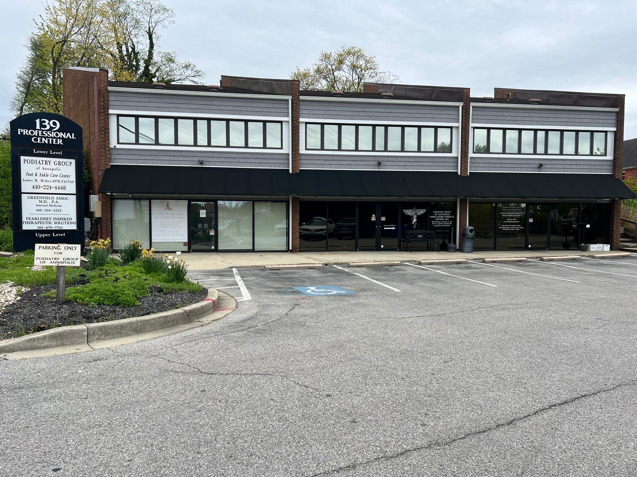139 Old Solomons Island Rd, Annapolis, MD à louer Photo de l’immeuble– Image 1 sur 5