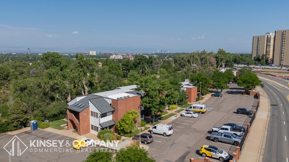 1201 S Parker Rd, Denver, CO à vendre - Photo de l’immeuble – Image 3 sur 6